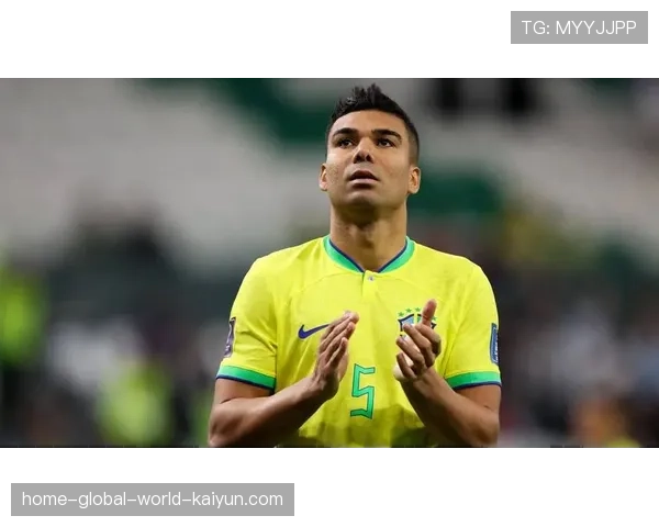 曼联右路被突破五次 卡塞米罗疑似手球未判引争议