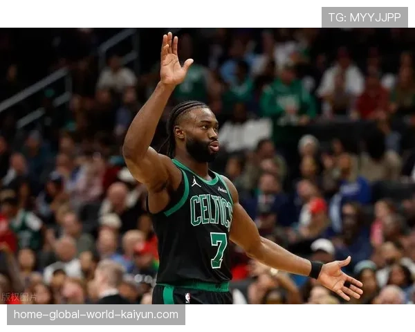 凯尔特人老鹰上演对攻大战 布朗回归率队取关键胜利